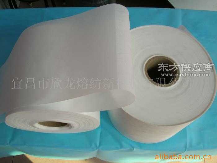 非織造無紡布制品與塑編布的對比與應用